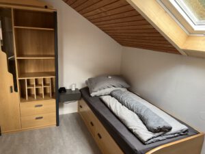 Einzelbettzimmer